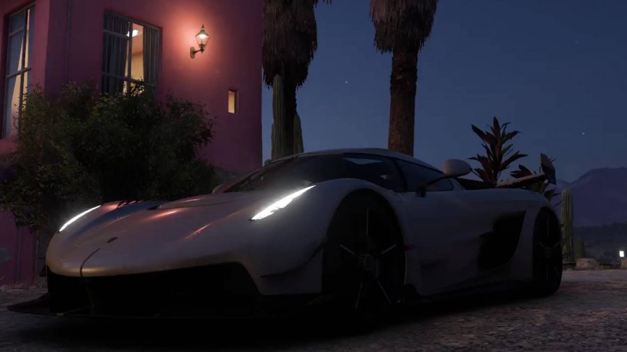 Forza Horizo​​n 5ベストハンドリングカー：ケーニグセグジェスコ2020を示す画像