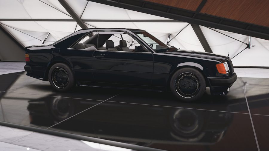 Forza Horizo​​n 5の最高のラリーカー：黒のメルセデスベンツAMGハンマークーペ