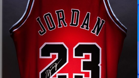 NBA 2K23マイケルジョーダンカバーチャンピオンシップエディション：マイケルジョーダンのジャージは、NBA2K23の特別版アートで見ることができます