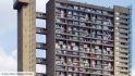 リーグ・オブ・レジェンドの新しいサモナーズカップ論説: Brutalist high-rise