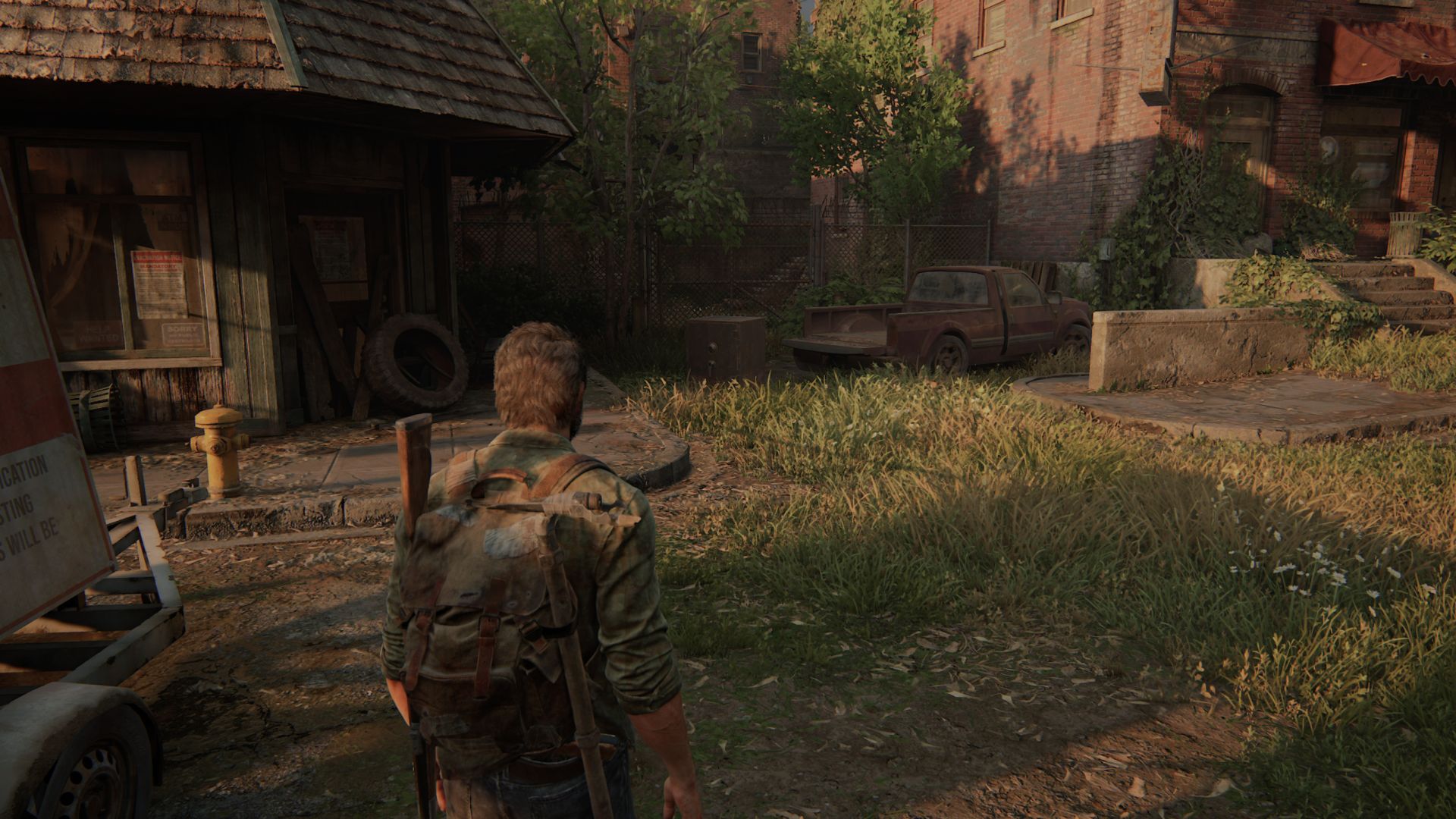 The Last of Us Part 1 Remake Bill's Town 収集可能な場所: 収集可能な場所を見ているジョエルを見ることができます
