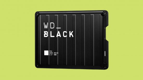 PS5 に最適な SSD: 緑色の背景の前にある WD Black P10 ゲーム ドライブ HDD