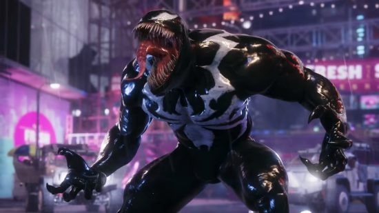 Marvel's Spider-Man 2 の声優: 街中で咆哮するヴェノム。