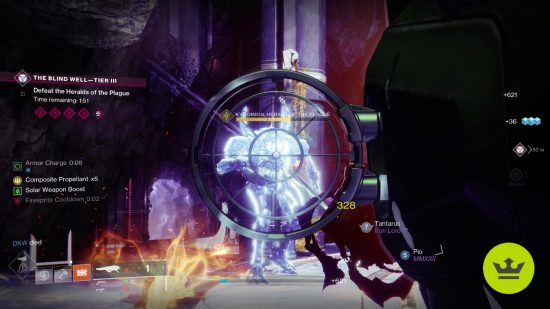 Destiny 2 幸運を祈ります: ブラインド ウェルのアクティビティ中に、巨大な凍ったヴェックス敵にドラゴン ブレス ロケットを向けているプレイヤー。